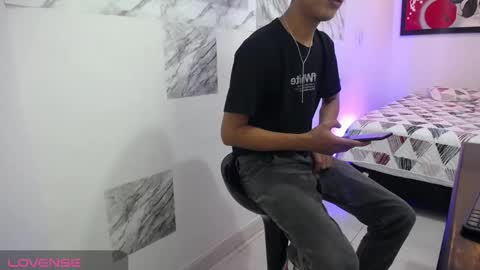 Snapshot of andressdean chatting on January 2025 08:51:01 PM Andres Dean online show from January 2025 08:51:01 PM