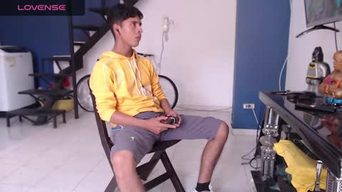 Snapshot of andressdean chatting on January 2025 08:31:02 PM Andres Dean online show from January 2025 08:31:02 PM