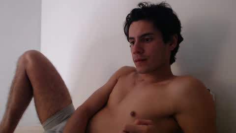 Snapshot of andrestorres0 chatting on December 2024 06:45:02 AM Andres Torres online show from December 2024 06:45:02 AM