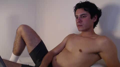 Snapshot of andrestorres0 chatting on December 2024 09:44:02 PM Andres Torres online show from December 2024 09:44:02 PM