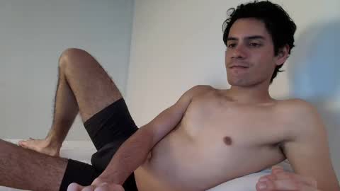 Snapshot of andrestorres0 chatting on December 2024 08:39:02 PM Andres Torres online show from December 2024 08:39:02 PM