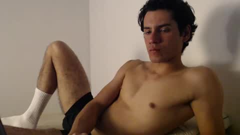 Snapshot of andrestorres0 chatting on January 2025 03:27:02 AM Andres Torres online show from January 2025 03:27:02 AM