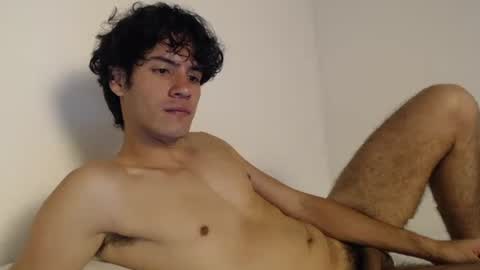 Snapshot of andrestorres0 chatting on February 2025 02:32:01 PM Andres Torres online show from February 2025 02:32:01 PM