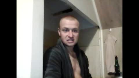 andrew3356577 online show from February 2025 03:56:01 AM