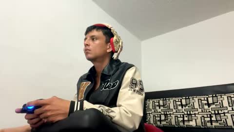 Snapshot of andrewcooper1 chatting on November 2025 06:49:02 AM andrew online show from November 2025 06:49:02 AM