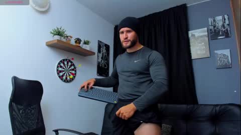 Andrew Diaz online show from February 2025 03:31:02 AM