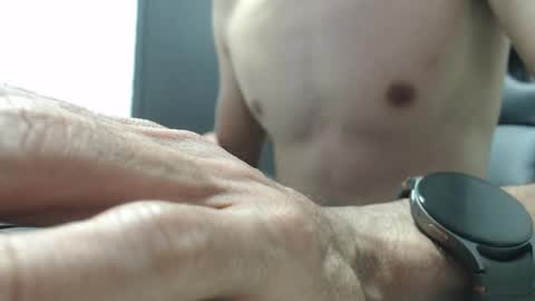 Snapshot of andruwang chatting on October 2025 06:21:01 PM Andru online show from October 2025 06:21:01 PM