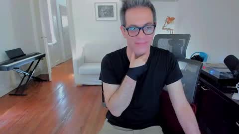 Andrew online show from December 2024 02:00:02 PM