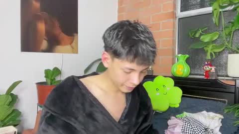 Andy online show from March 2026 05:43:01 AM