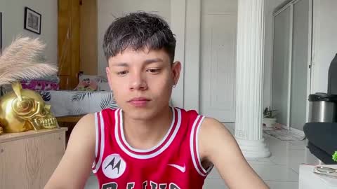 Andy online show from April 2026 04:12:02 PM