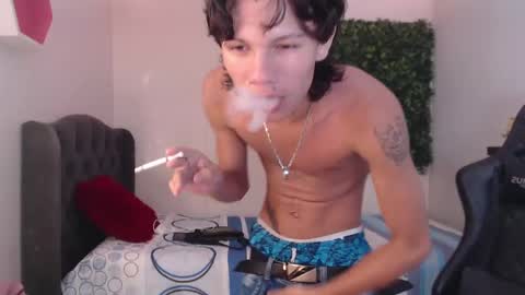 andy_dan1 online show from December 2024 12:34:01 PM