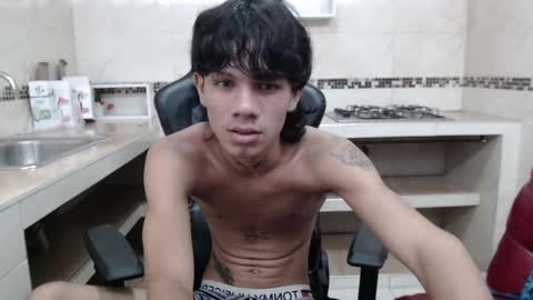 andy_dan1 online show from December 2024 05:26:02 PM