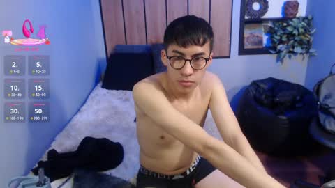 Snapshot of andy_norton chatting on August 2026 10:24:02 PM Andy online show from August 2026 10:24:02 PM