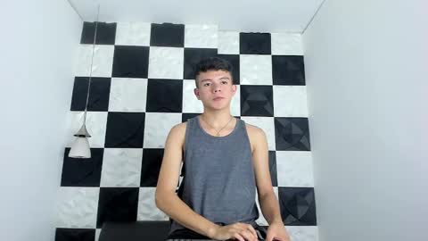 andyfame11 online show from November 2025 07:01:02 PM