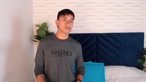 Snapshot of andyjoy_ chatting on January 2025 02:46:01 PM Andy Joy online show from January 2025 02:46:01 PM