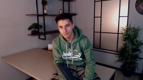 Snapshot of andyjoy_ chatting on February 2025 10:51:02 AM Andy Joy online show from February 2025 10:51:02 AM