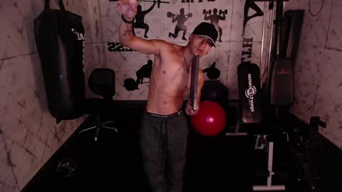 Snapshot of andyjoy_ chatting on February 2025 04:29:01 PM Andy Joy online show from February 2025 04:29:01 PM