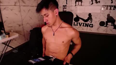 Snapshot of andyjoy_ chatting on March 2025 04:25:01 PM Andy Joy online show from March 2025 04:25:01 PM