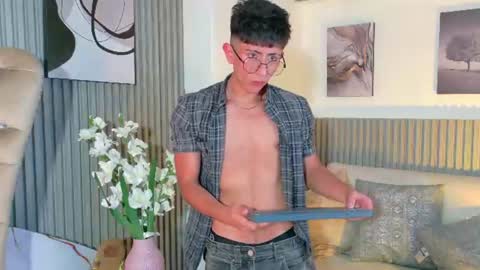 Snapshot of andyjustgame_ chatting on August 2026 05:42:01 AM andyjustgame online show from August 2026 05:42:01 AM
