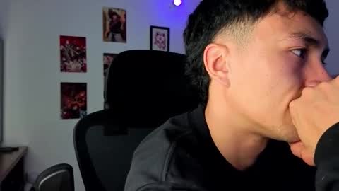 Andy online show from December 2025 08:36:02 PM