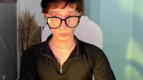 Snapshot of andywiills chatting on May 2026 10:16:02 PM Andy online show from May 2026 10:16:02 PM