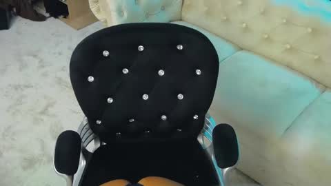 Anne online show from February 2025 06:15:02 PM