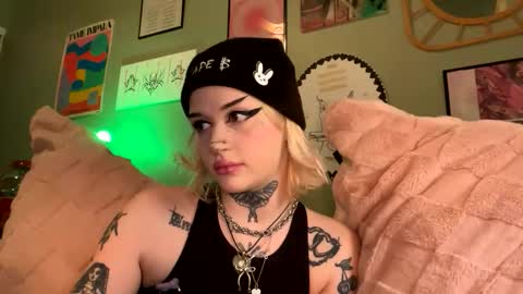 ang3lmorgu3 online show from December 2025 07:11:01 PM