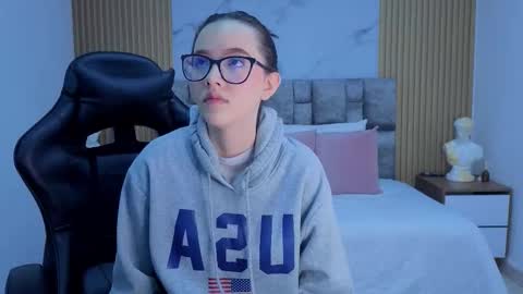 angel__kiss online show from December 2025 11:25:02 AM