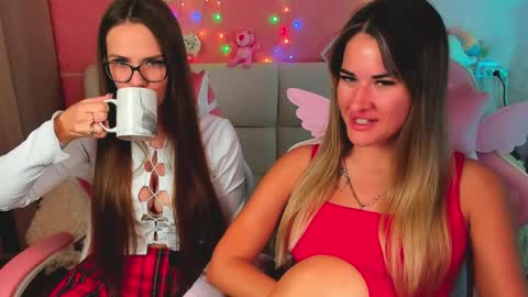 Ivanna and Jessica online show from May 2026 03:04:02 AM