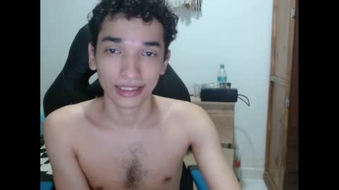 Snapshot of angel_hotc chatting on December 2024 10:16:01 PM Angel online show from December 2024 10:16:01 PM