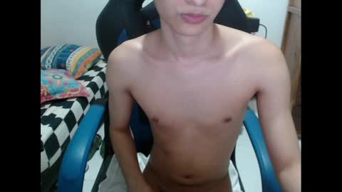 Snapshot of angel_hotc chatting on December 2024 10:12:02 PM Angel online show from December 2024 10:12:02 PM