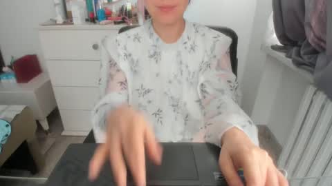 angel_lee__ online show from February 2025 05:19:01 AM