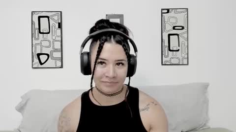 Angel online show from February 2026 06:36:02 PM