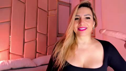 Angel  online show from February 2026 04:19:01 PM