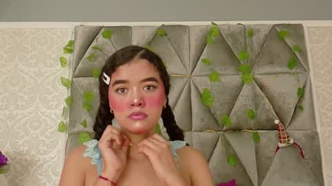 Snapshot of angela_lovee1 chatting on February 2025 12:57:02 PM Angela online show from February 2025 12:57:02 PM