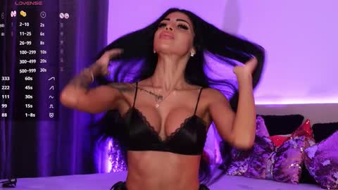 Snapshot of angela_myst chatting on November 2025 02:17:02 PM Angela online show from November 2025 02:17:02 PM