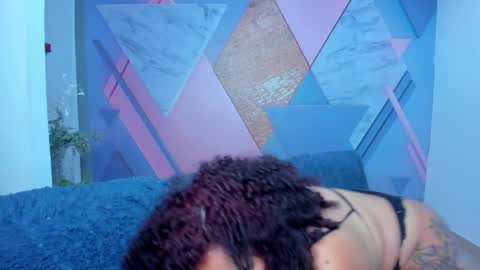 Angela online show from January 2025 08:51:02 AM