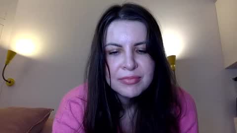 Snapshot of angeladarkk chatting on December 2024 10:58:02 PM Angela online show from December 2024 10:58:02 PM