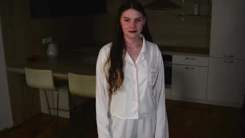 Olivia online show from December 2025 05:12:02 AM