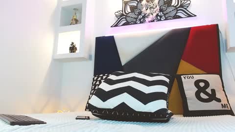 Snapshot of angelbacker chatting on January 2025 04:48:02 AM Angel online show from January 2025 04:48:02 AM