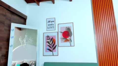 Angel Bennet online show from December 2024 09:28:02 AM