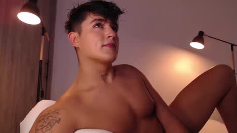 Angel online show from February 2025 10:52:02 PM