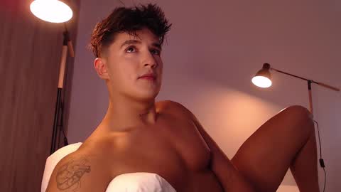 Angel online show from March 2025 10:15:02 PM