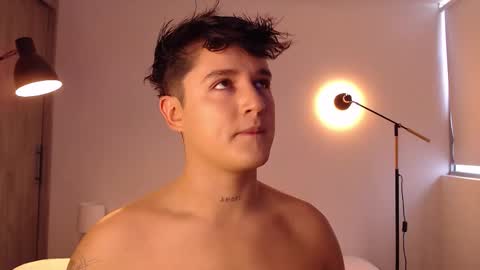 Angel online show from December 2025 06:04:01 PM