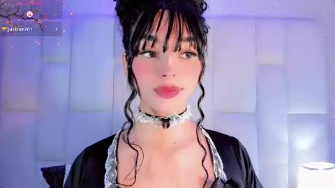 Snapshot of angeles_bust chatting on October 2025 08:09:02 PM angeles_bust online show from October 2025 08:09:02 PM
