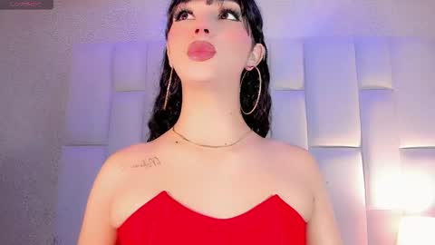 Snapshot of angeles_bust chatting on November 2025 09:13:01 PM angeles_bust online show from November 2025 09:13:01 PM