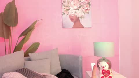 Snapshot of angeli_cute chatting on September 2025 08:31:02 PM angeli_cute online show from September 2025 08:31:02 PM
