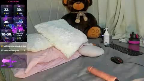 Snapshot of angeli_sexi chatting on October 2025 11:10:02 PM Carolina online show from October 2025 11:10:02 PM