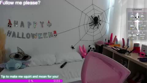   online show from October 2025 03:30:01 PM