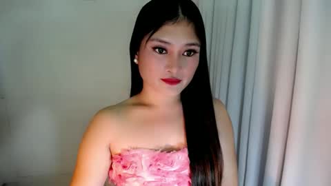 Snapshot of angelic_girlxx chatting on February 2025 09:30:01 PM Angie online show from February 2025 09:30:01 PM